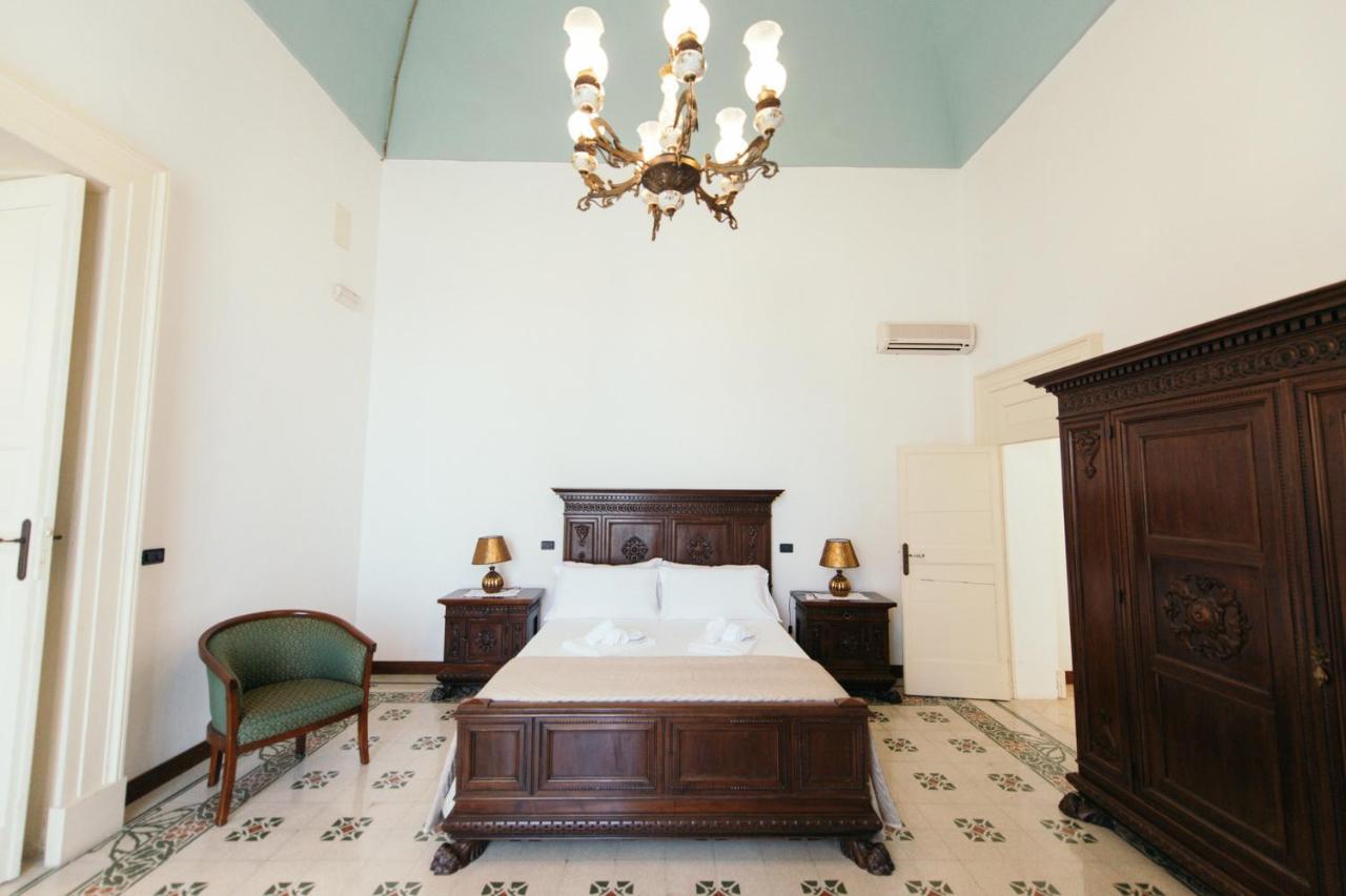 Hotel Palazzo Scarciglia à Minervino di Lecce Extérieur photo