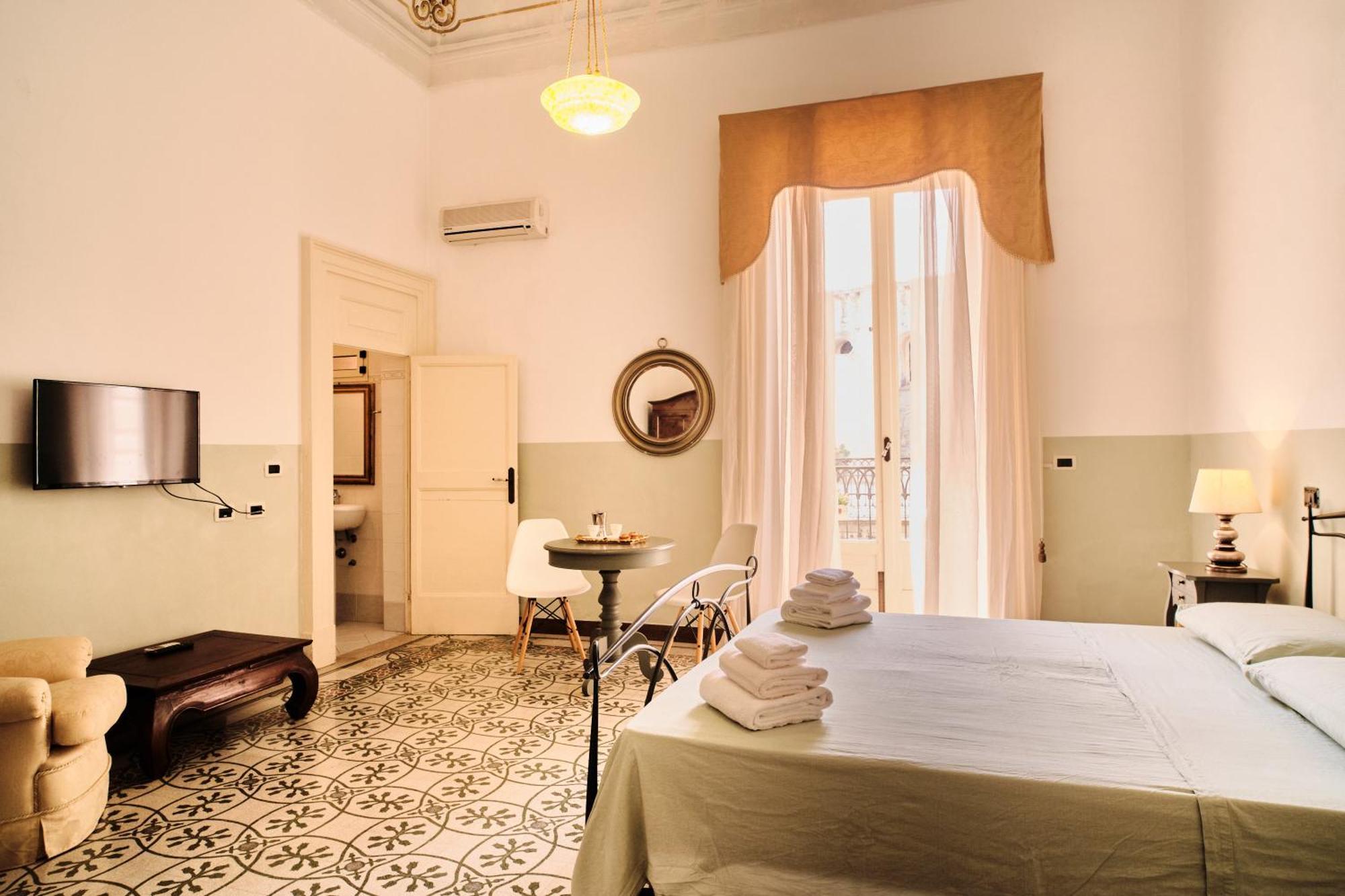 Hotel Palazzo Scarciglia à Minervino di Lecce Extérieur photo