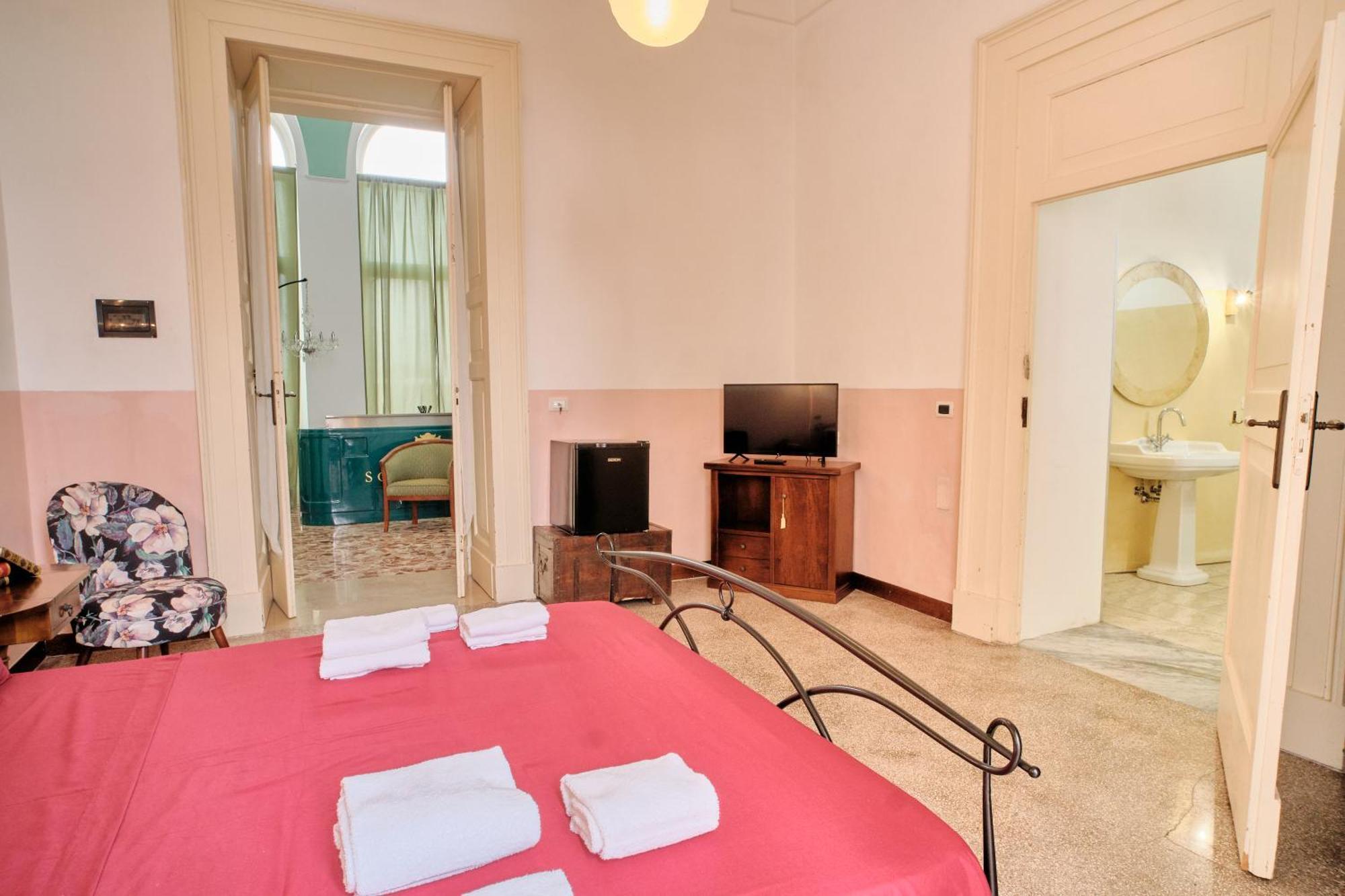 Hotel Palazzo Scarciglia à Minervino di Lecce Extérieur photo